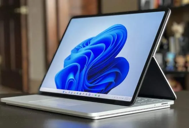 Danh sách Laptop chỉnh sửa ảnh video được dân thiết kế ưa chuộng 2 Microsoft Surface Laptop Studio - Laptop chỉnh sửa ảnh video sống động